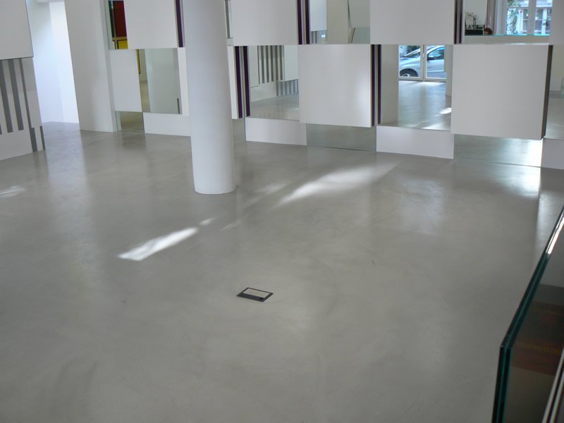 Chin's Nail Salon Retail Space